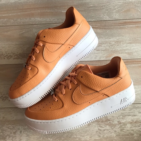 NWT Nike Air Force 1 Sage Rare - Picture 6 of 8
